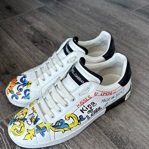 FLORAL DOODLE LEATHER SNEAKERS